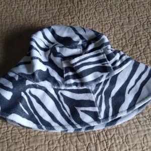 Lack of Color Women's Wave Terrycloth Bucket Hat